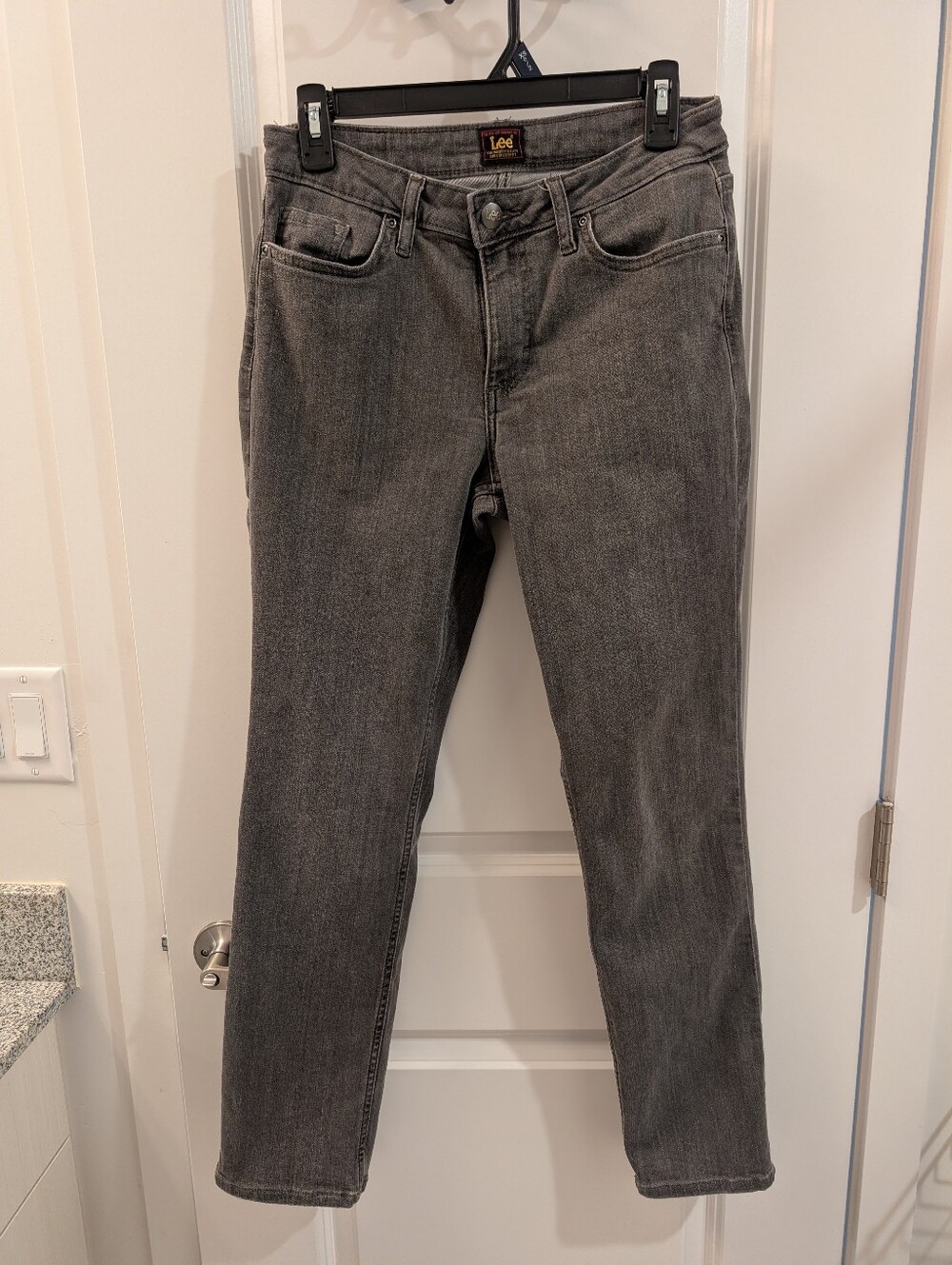 Women's Gray Lee Jeans (Size 6 / 28" Inseam)